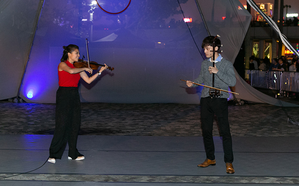 市区元宵綵灯会：二胡及小提琴电音演奏 — 莫晓霖、朱芸编