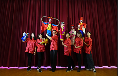 Chinese Traditional Puppet Show Sky Bird Puppet Group 