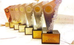 Mr Tam gained the Best Development Coach Award (Mountain Craft) many times 